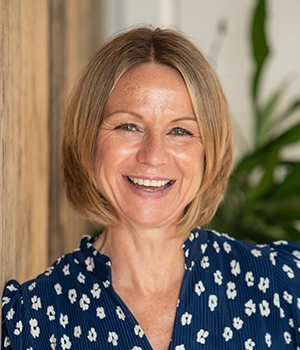 Emma Bray